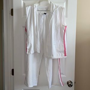 White NY & CO XL tank top and large Capri pants